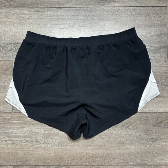 Under armour Shorts Size L Losse  Training Drawstring Lined Back White - Picture 2 of 5